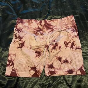 Tie-dye butt scrunched gym shorts
